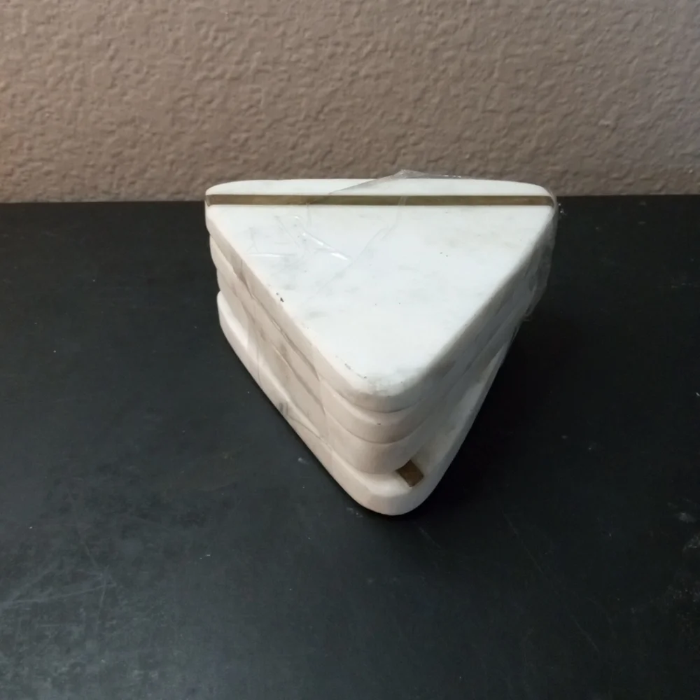 EXQUISITE Triangular 4